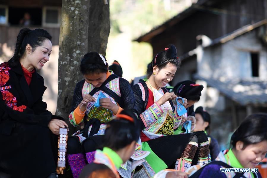 Embroidery Skills Help Ethnic Minority Households Shake off 